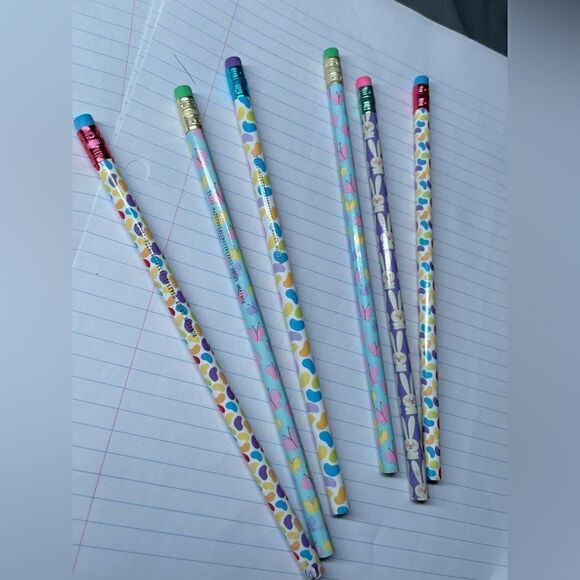 “Spring Into Action” 10 NEW Pencil Bundle &  Butterfly Case - Picture 3 of 4